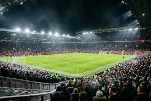 Stade de Premier League illuminé pour un match de Boxing Day en hiver